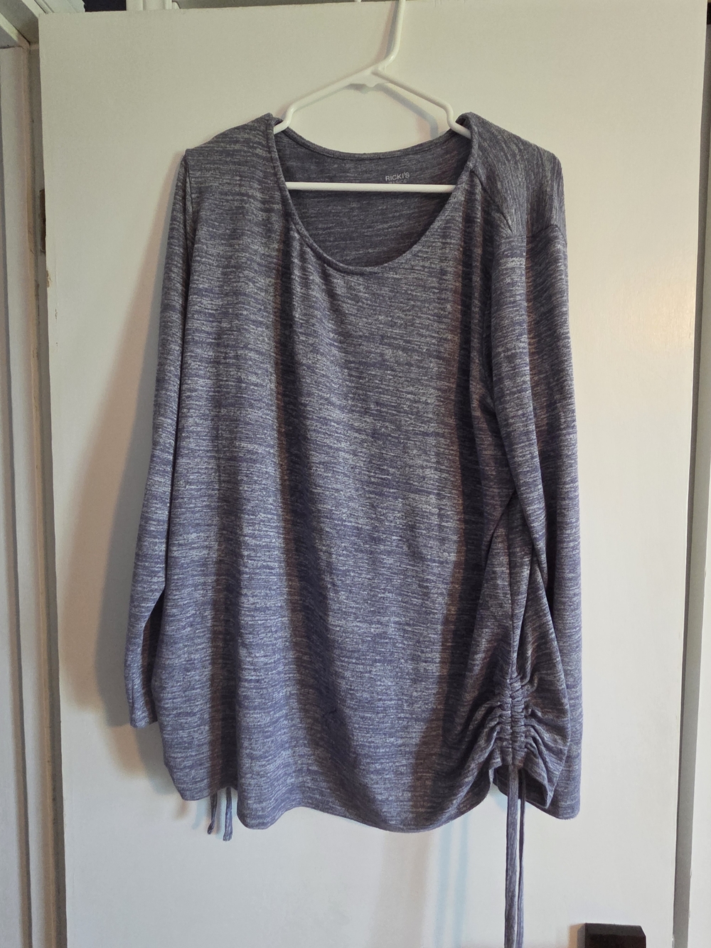 Ricki's Heathered Gray Long Sleeve Scoop Neck Top with Side Drawstring